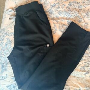 FIGS Black Yola Pants M/T